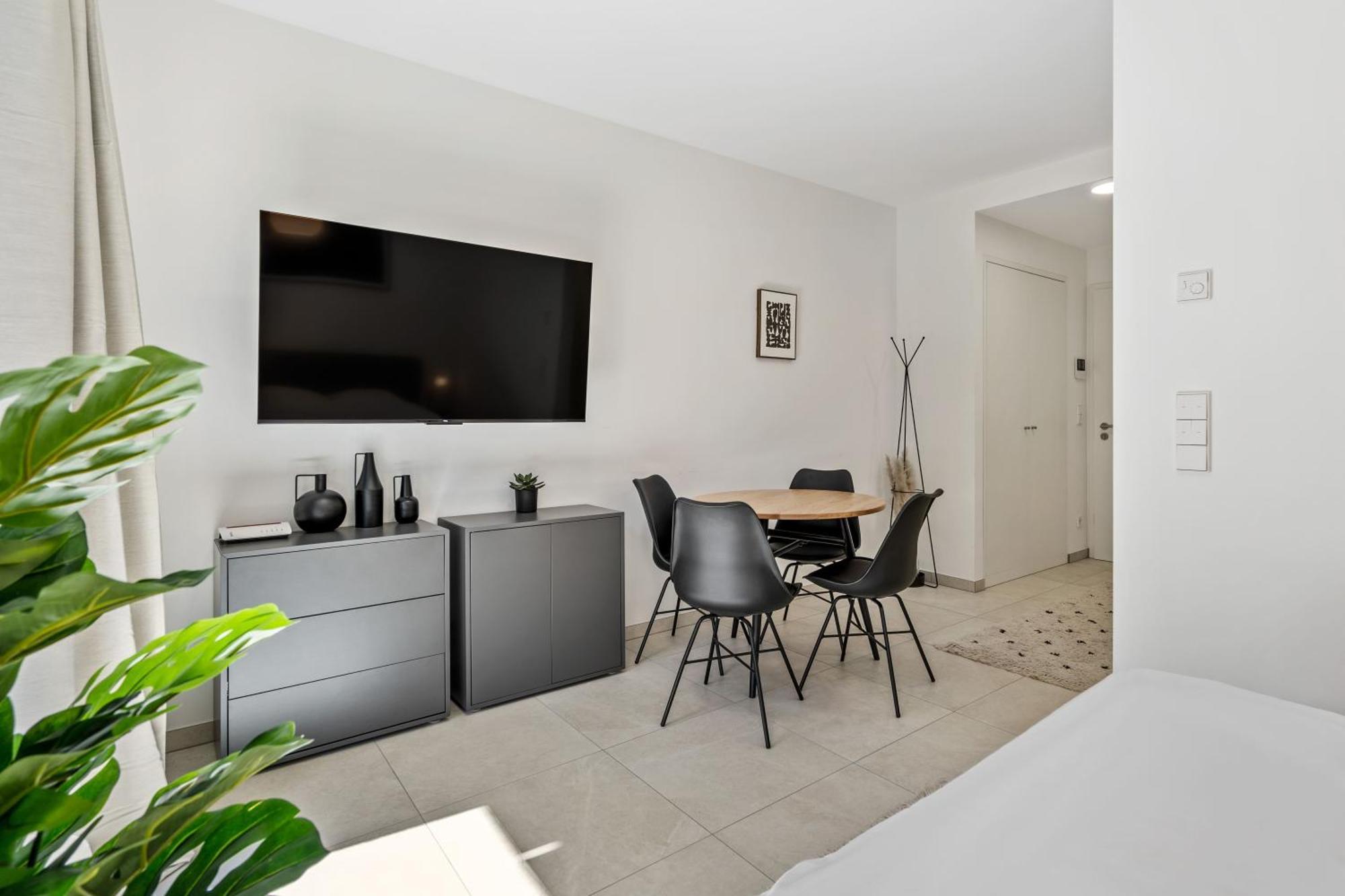 Classy Studio Next To Belval Shopping Plaza إيش زور أليتْسّيتِّ المظهر الخارجي الصورة
